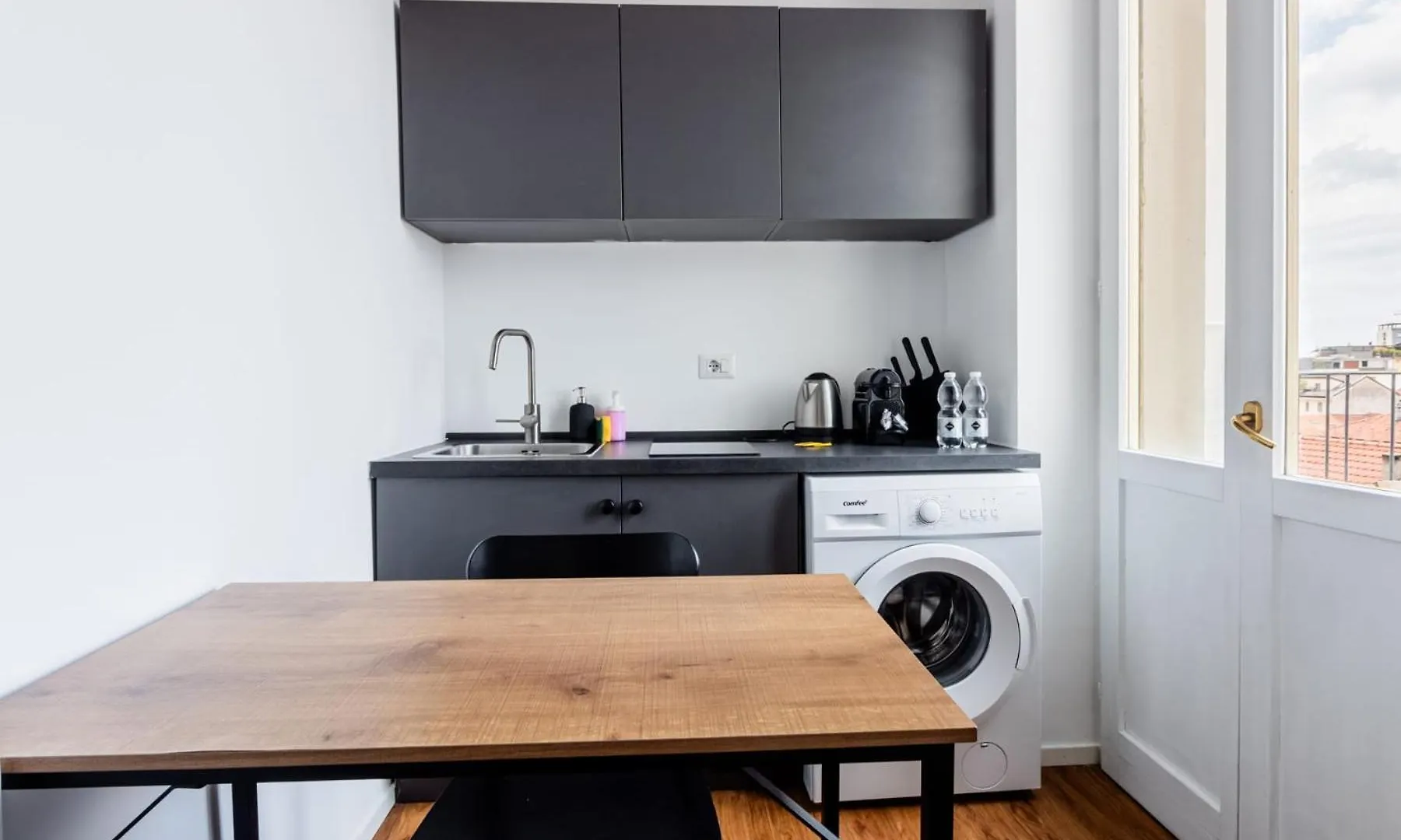 מילאנו Homeby, Cozy Penthouse דירה