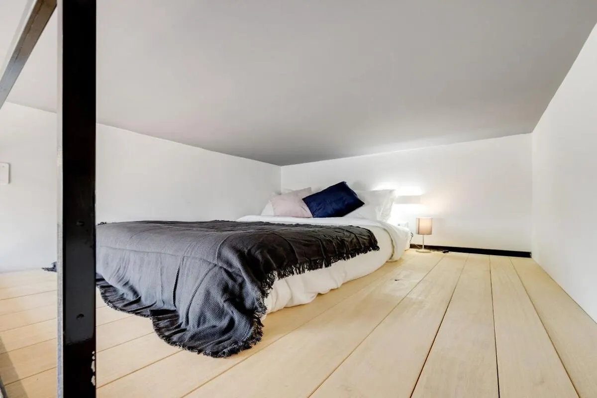 מילאנו Homeby, Cozy Penthouse איטליה