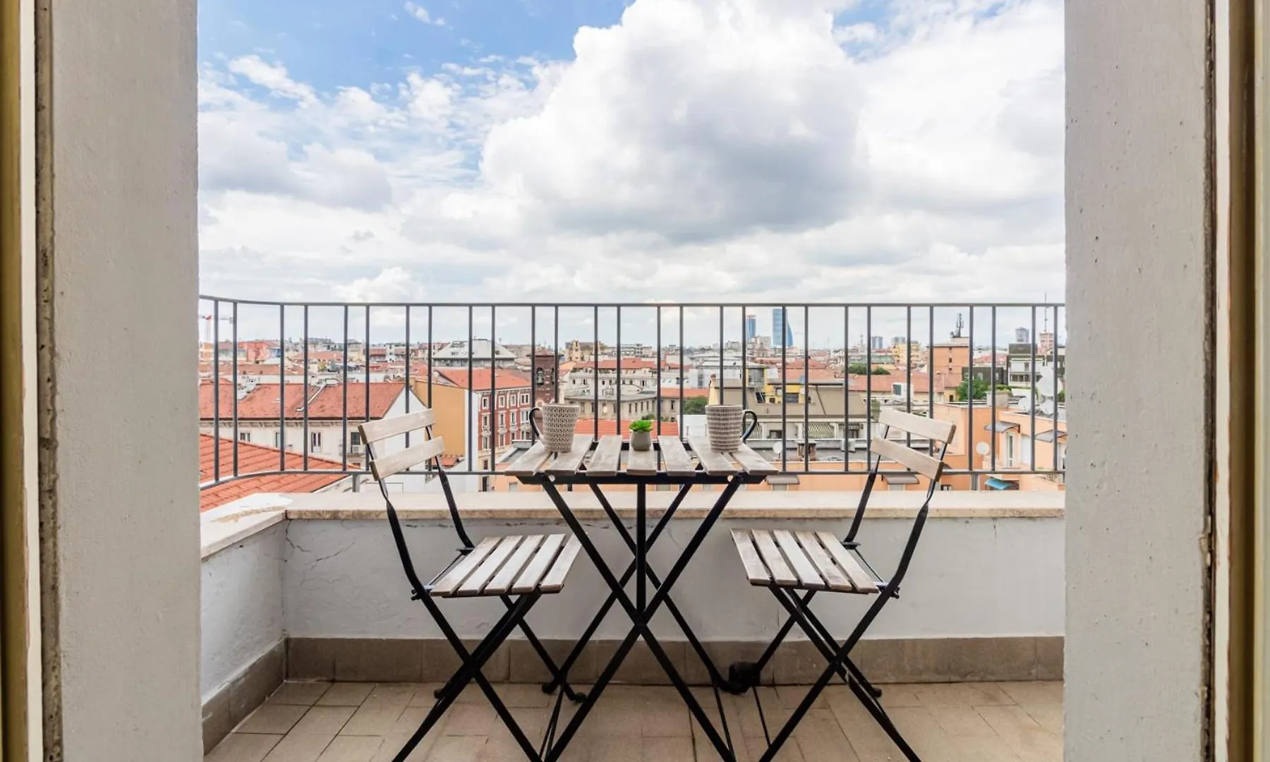 מילאנו Homeby, Cozy Penthouse 0*,  איטליה